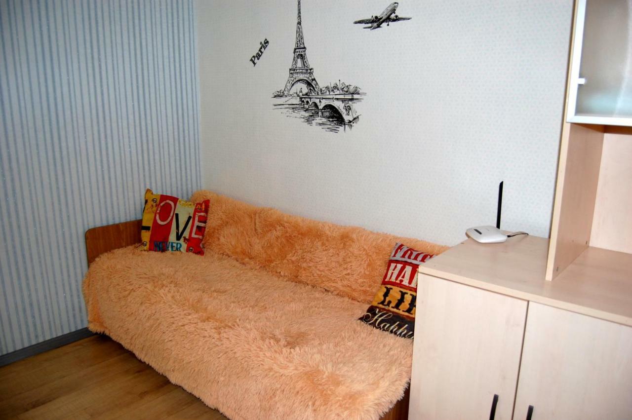 Standard Apartment on Umanskaya Kiev Eksteriør bilde