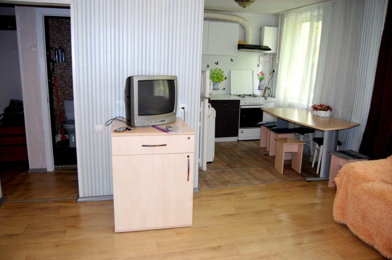 Standard Apartment on Umanskaya Kiev Eksteriør bilde