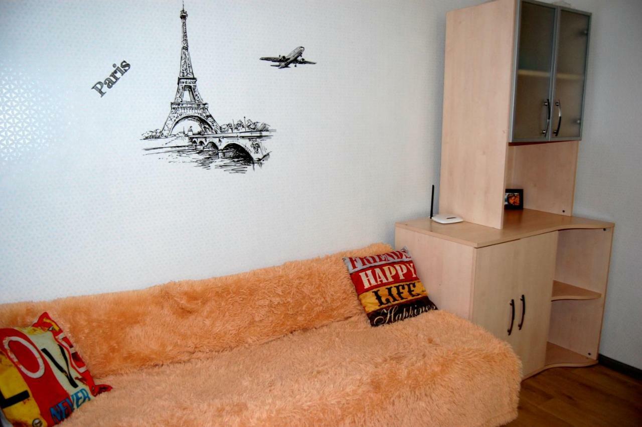 Standard Apartment on Umanskaya Kiev Eksteriør bilde